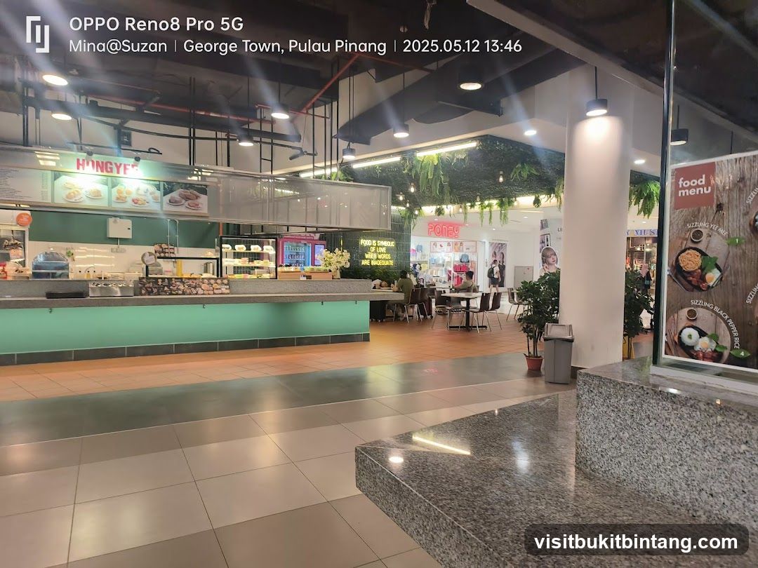Food Court