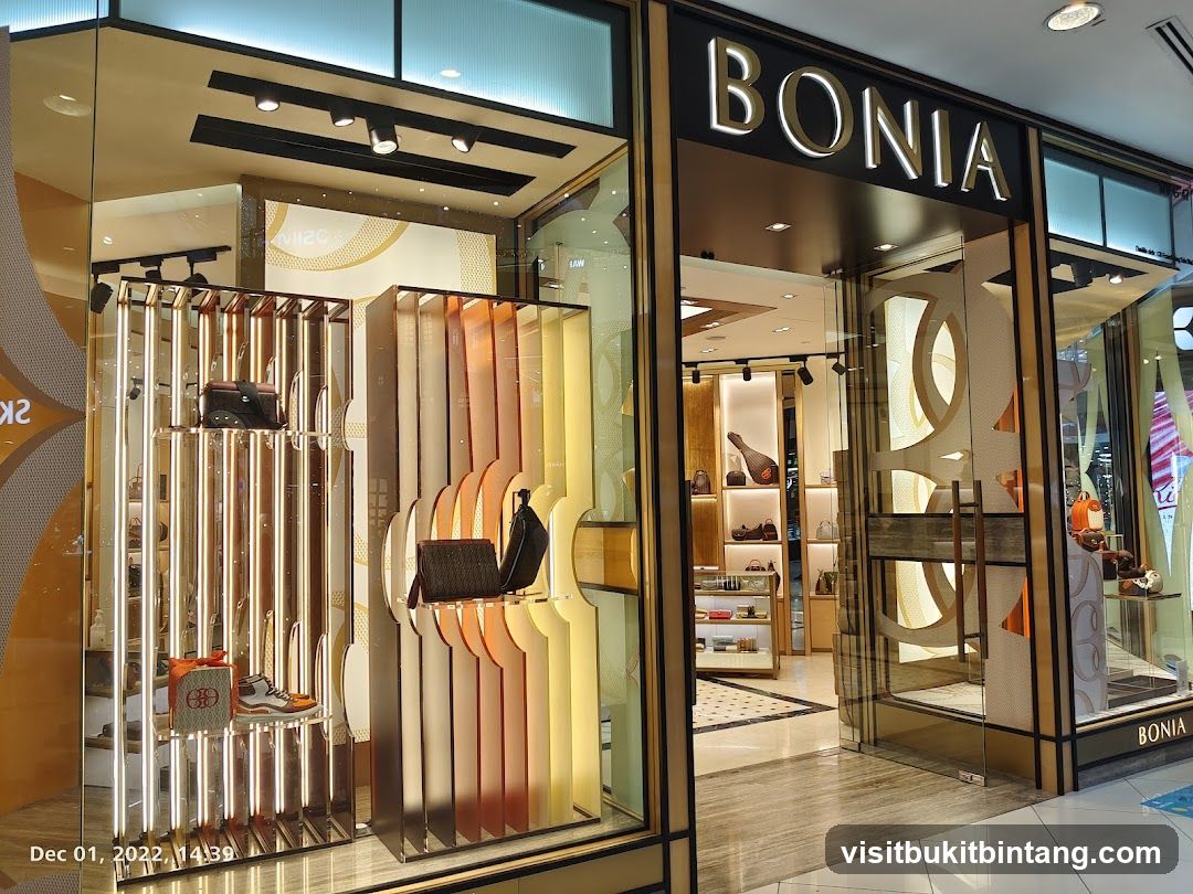 BONIA Gurney Plaza