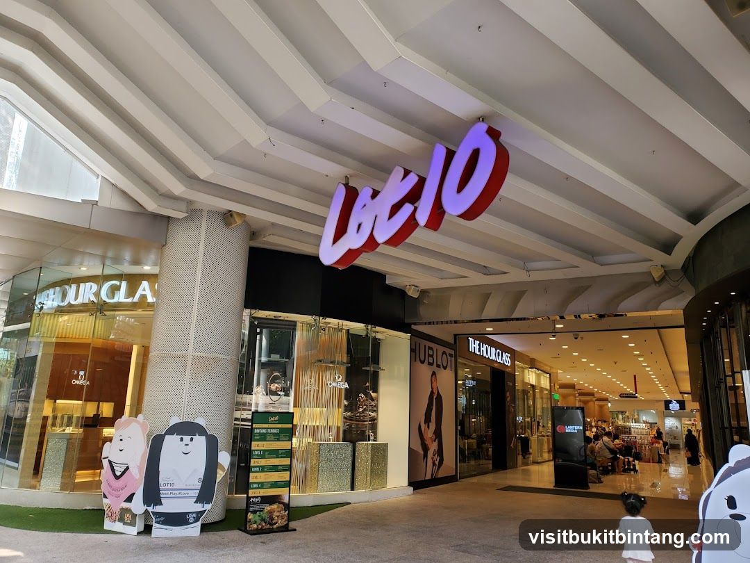 Lot 10 Shopping Center Entrance