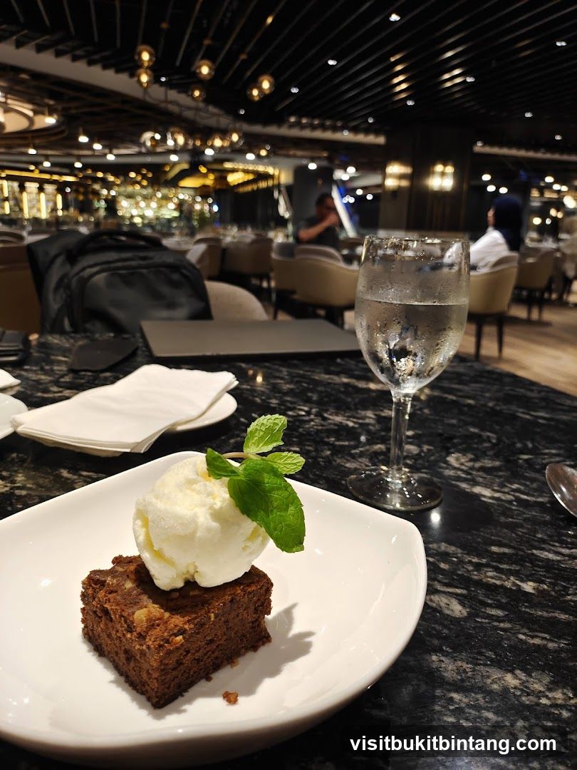 Dessert with Ice Cream