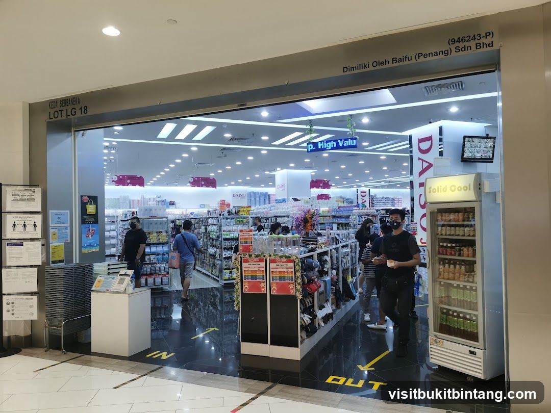 Daiso Store Entrance