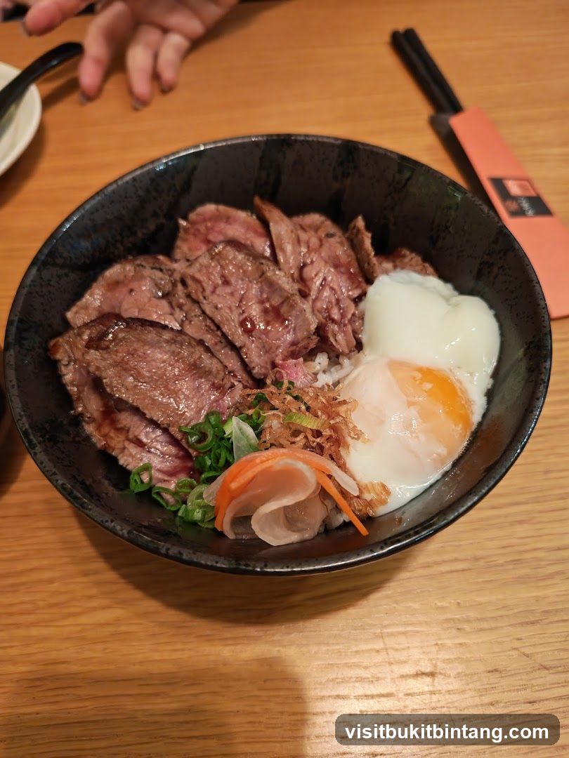 Beef Donburi with Egg