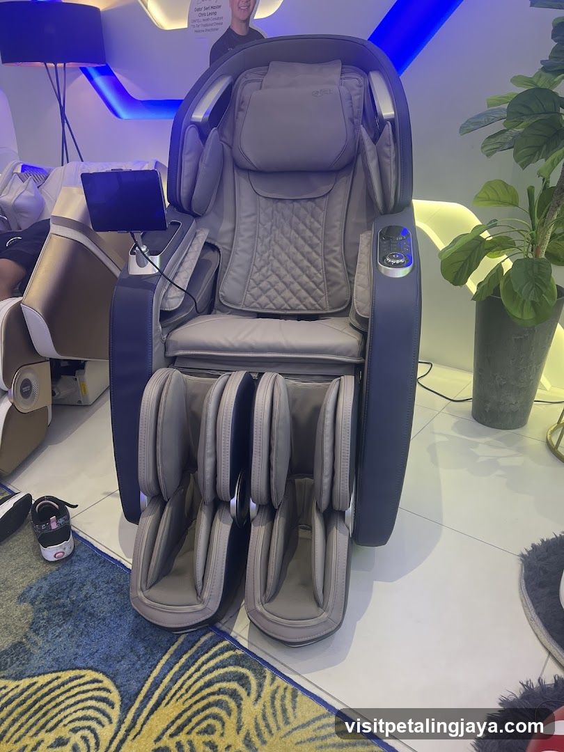 Massage Chair Interior Display