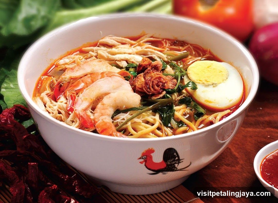 Noodle Bowl with Shrimp and Egg