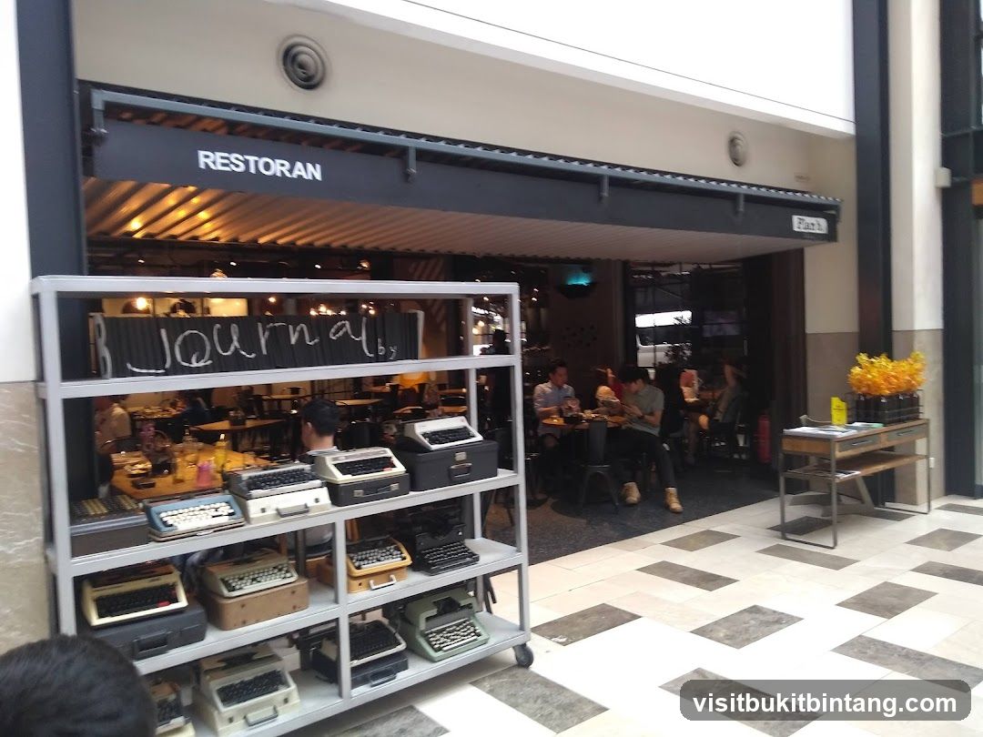 MPH Bookstores @ Publika