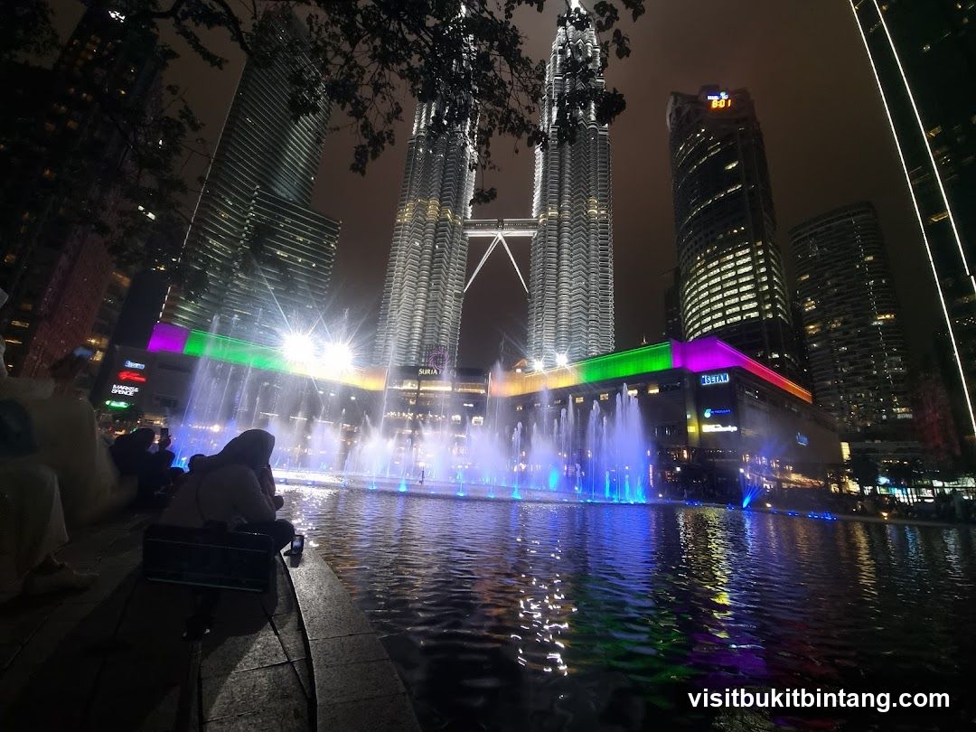 Nighttime Fountain Show at Petronas Towers