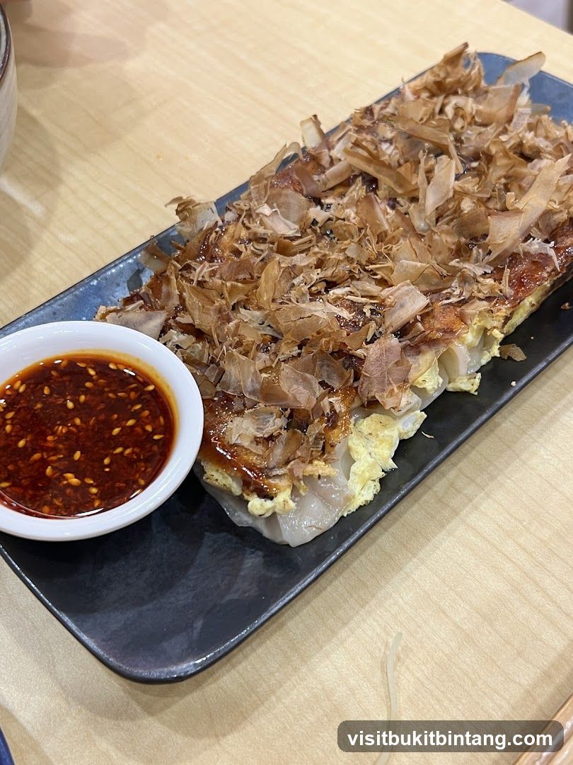 Okonomiyaki with Dipping Sauce