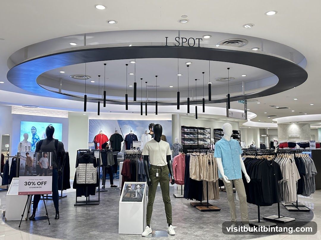 I SPOT Store Interior