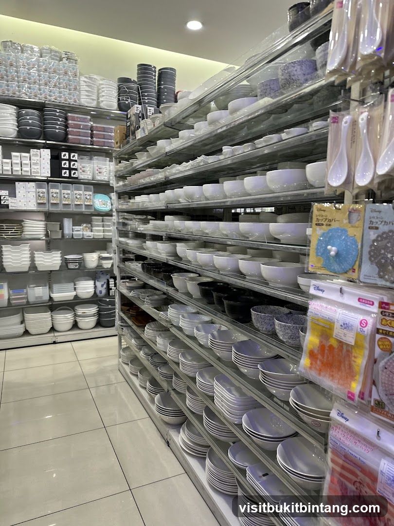 Kitchenware aisle