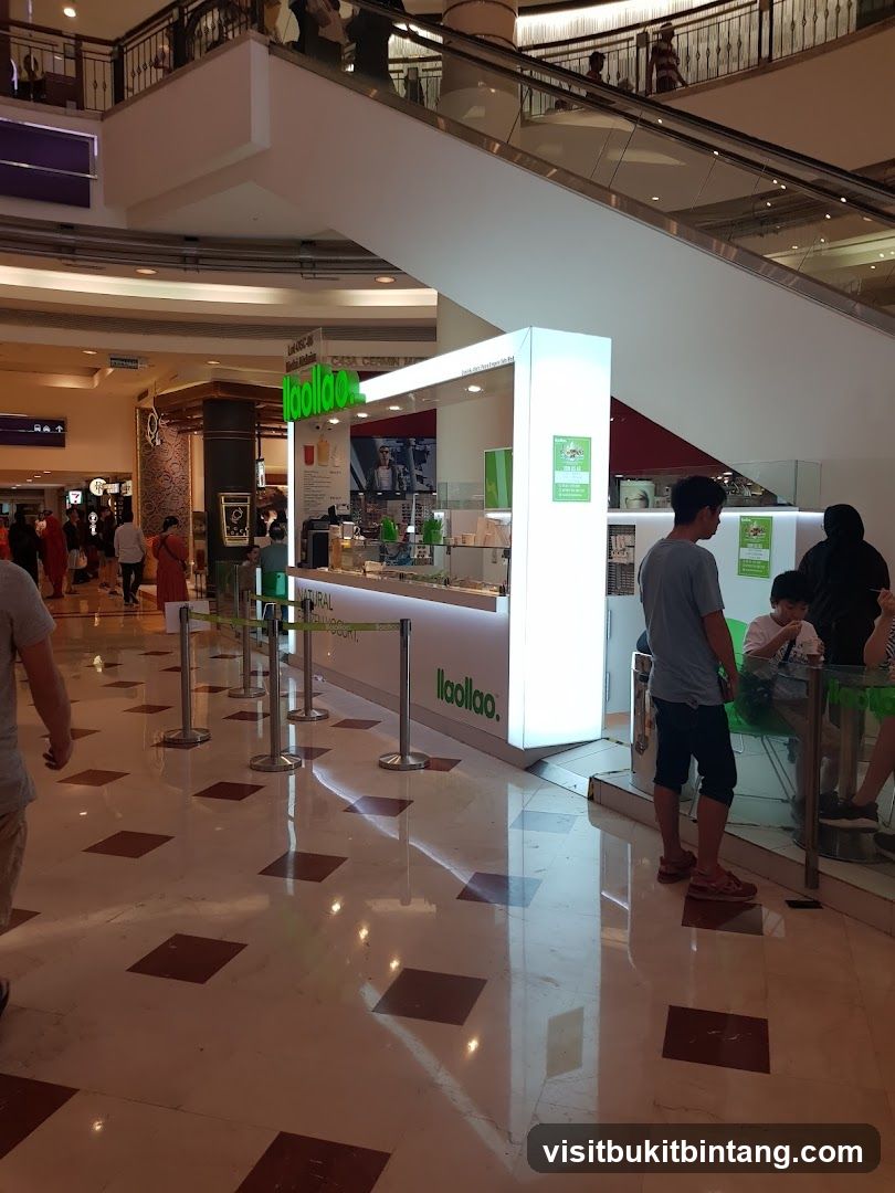 Llaollao Yogurt Stall