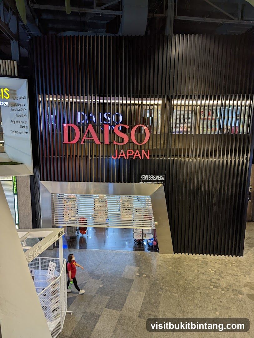 Daiso Japan Storefront