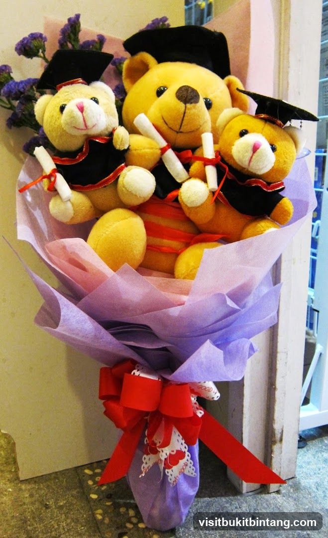 Graduation Teddy Bear Bouquet