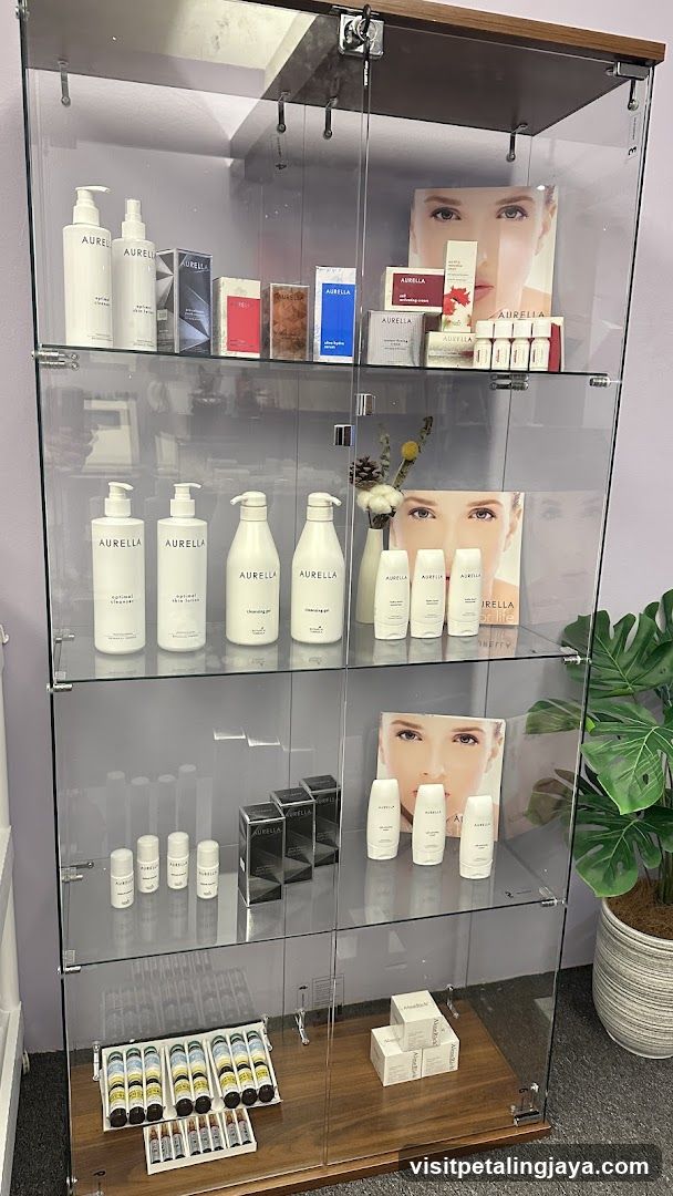 Aurella Product Display Cabinet