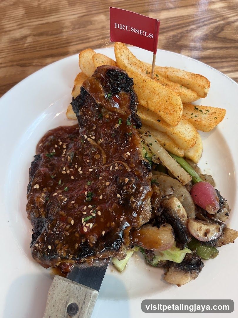 Brussels Steak with Fries and Vegetables