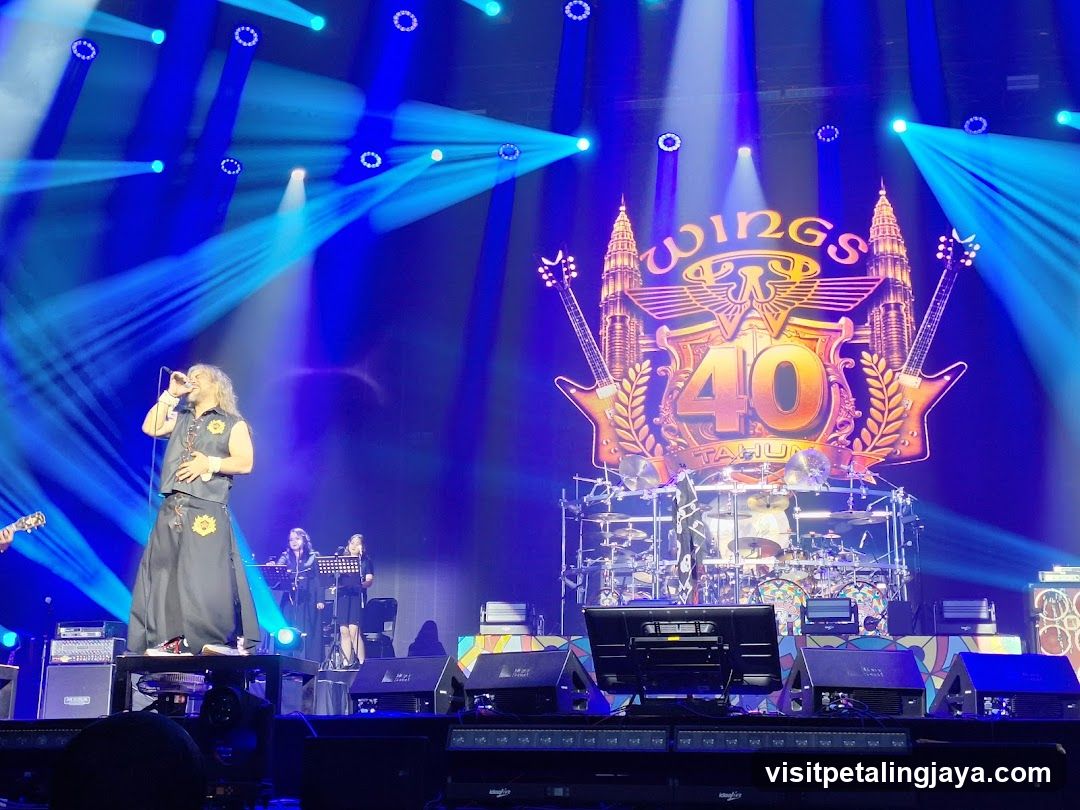 Wings 40 Ta Hui Concert Stage