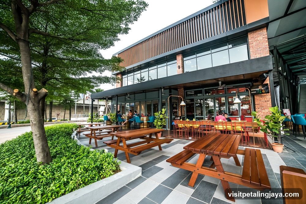 Outdoor Cafe Seating Area