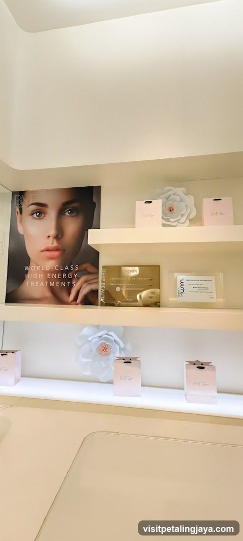 Beauty Treatment Display Shelf