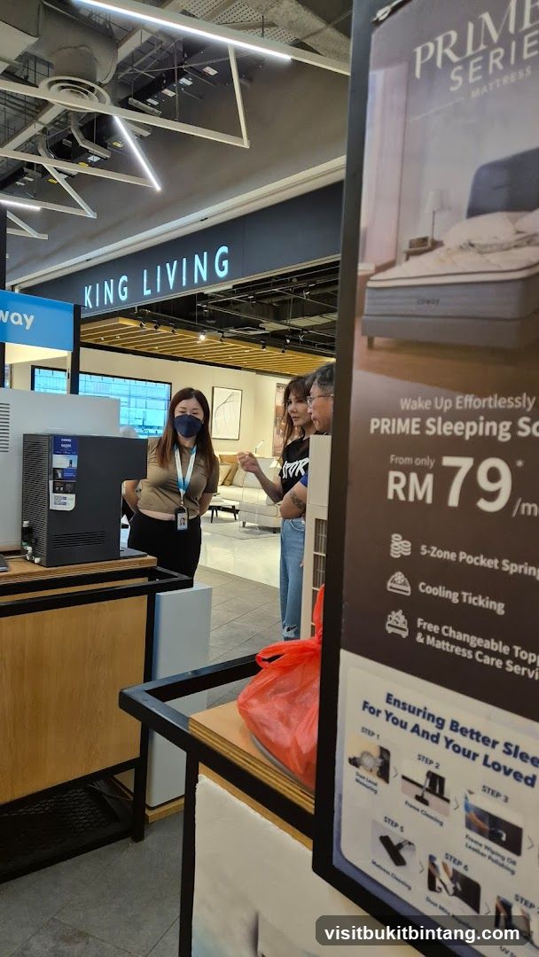 King Living Store Display