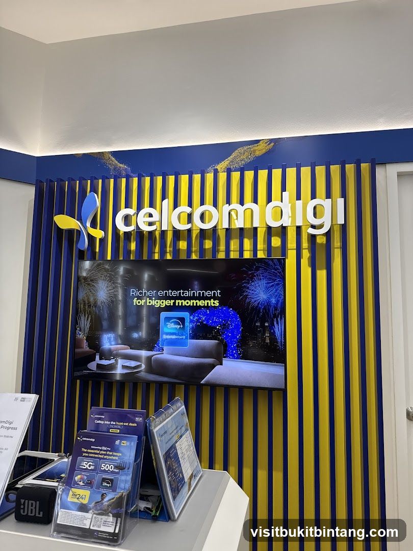 CelcomDigi Store Display