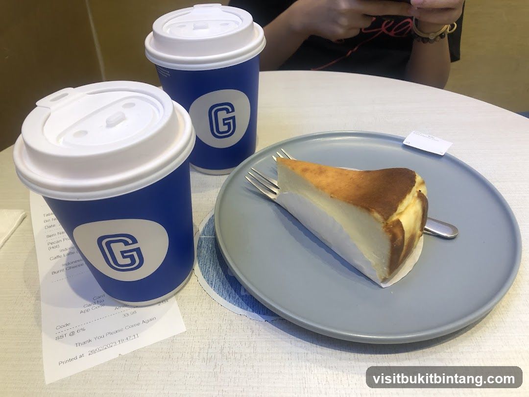 Coffee and Burnt Cheesecake