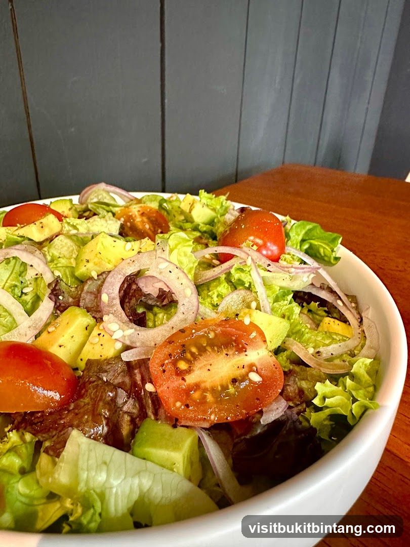 Avocado and Tomato Salad