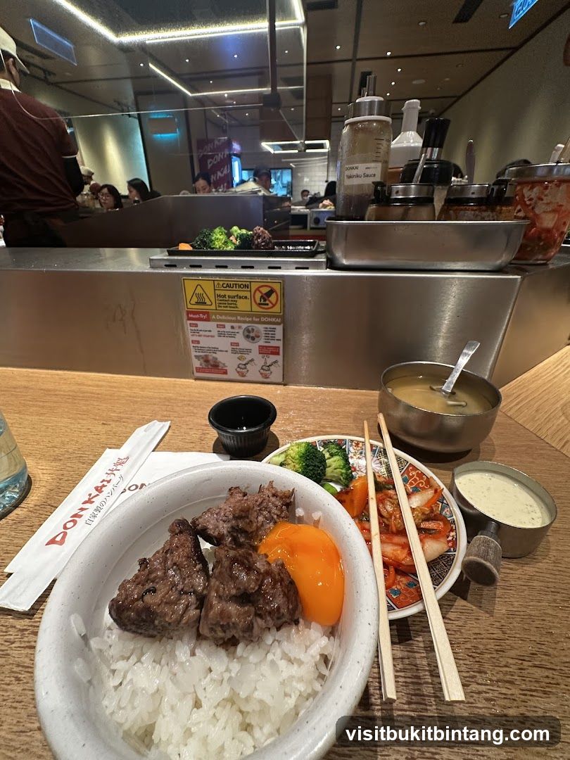 Donburi with Meat and Kimchi