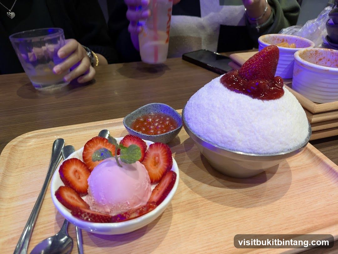 Dessert with Strawberries