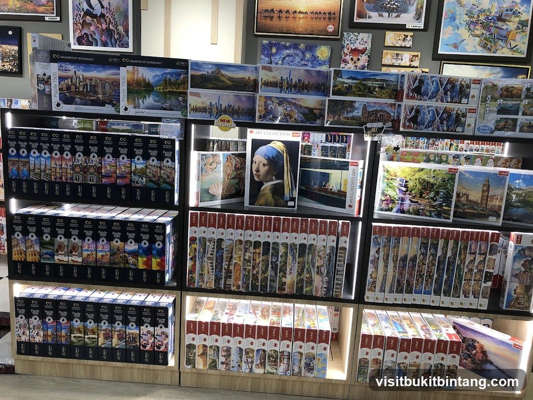 Puzzle Store Display