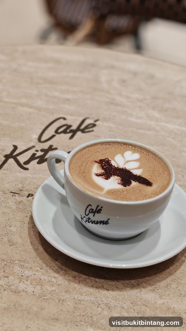 Latte with Fox Art