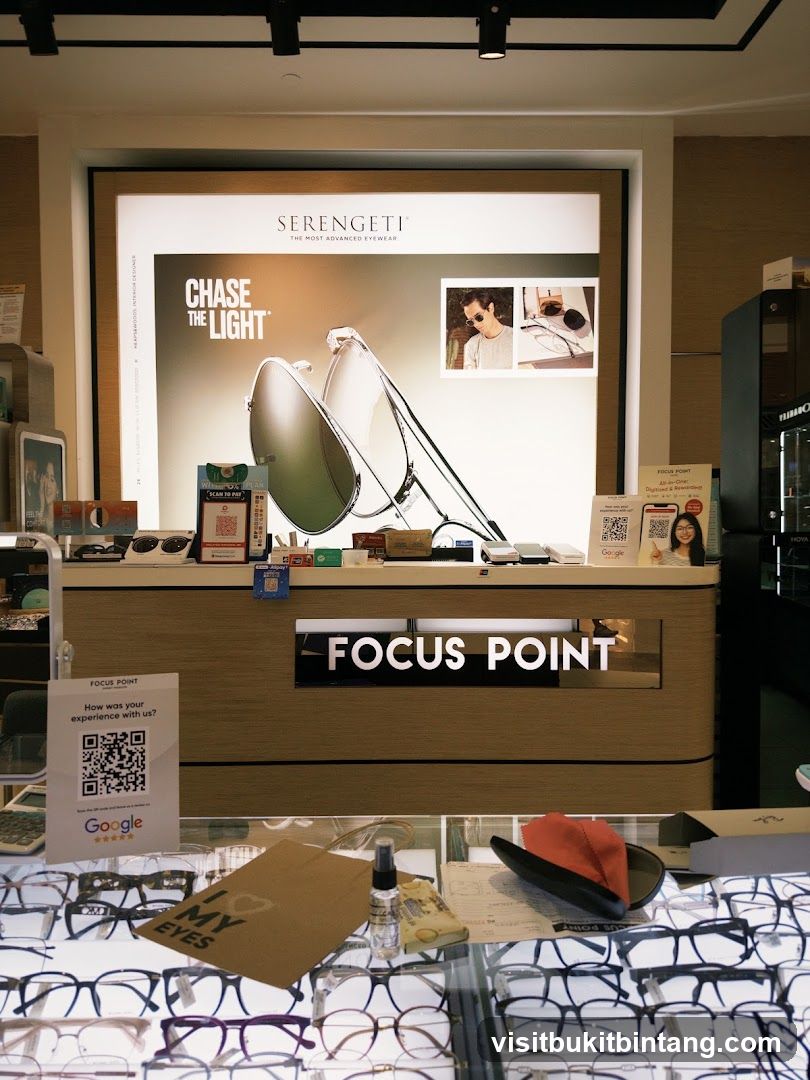 Eyewear Store Display