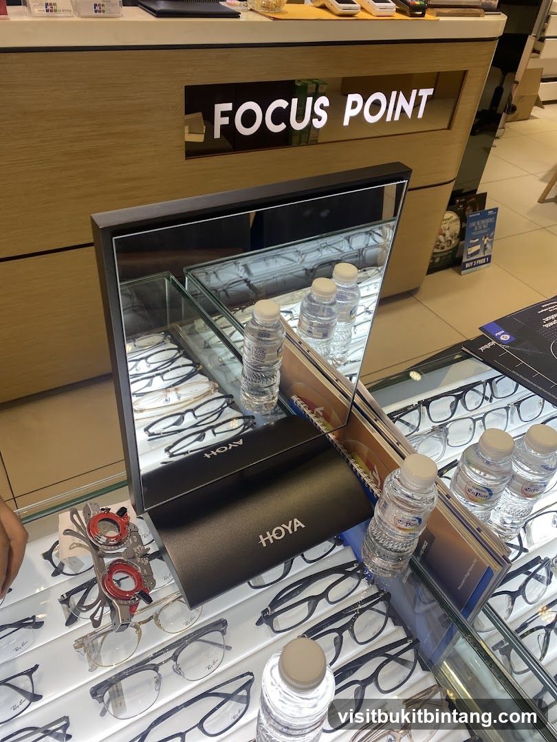 Eyeglass display with branding