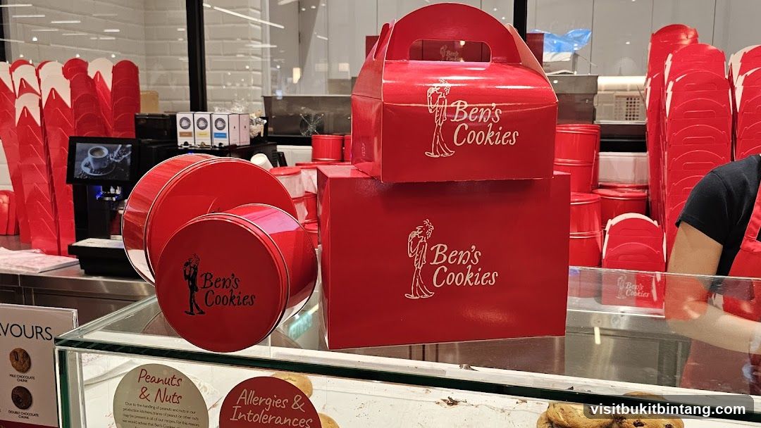 Ben's Cookies Display