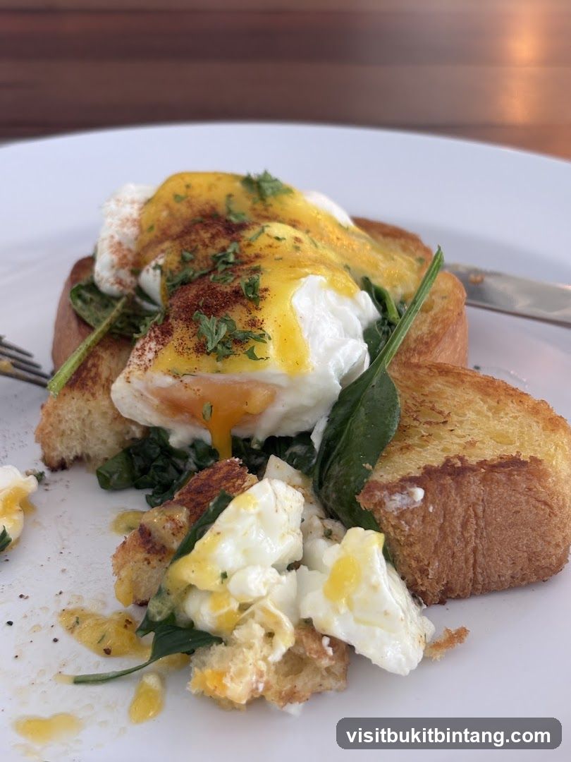Eggs Benedict with Spinach