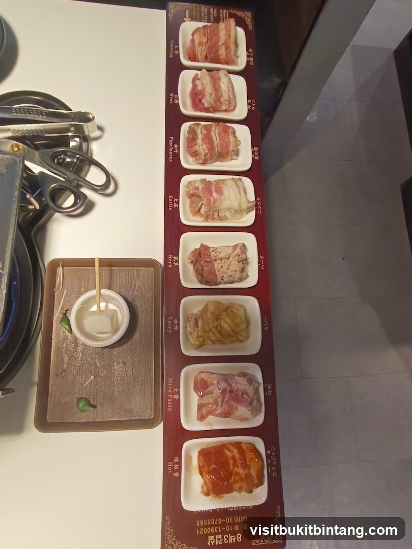 8색3겹살 Menu