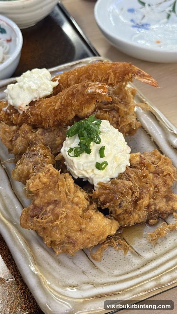 Fried Seafood and Meat Platter
