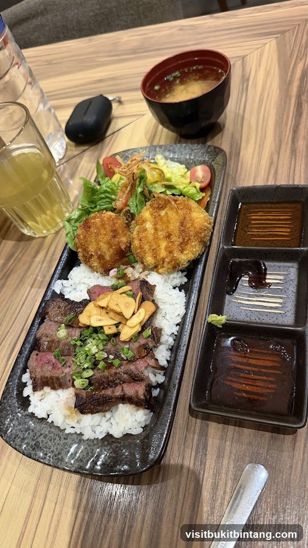 Beef Donburi with Side Salad and Miso Soup