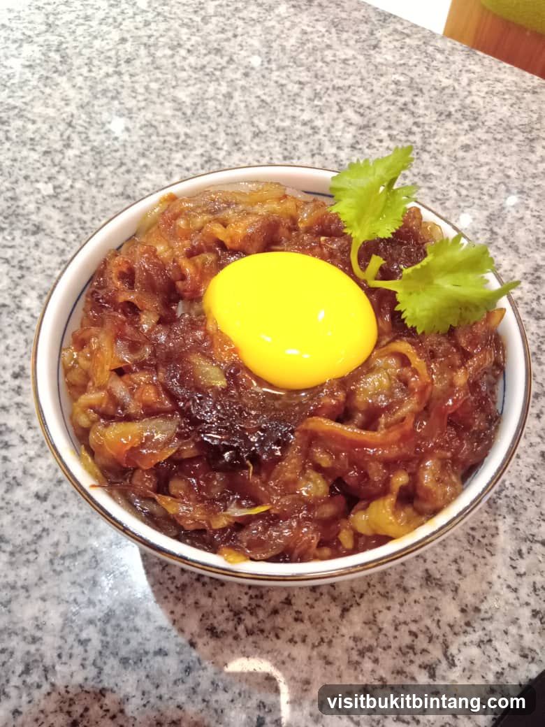 Gyudon with Egg Yolk