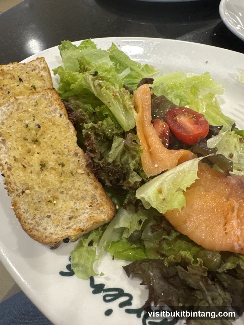 Salmon Salad with Garlic Bread