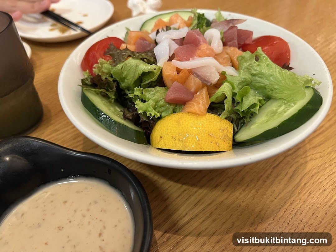 Sashimi Salad