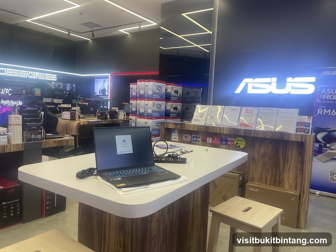 ASUS Store Interior