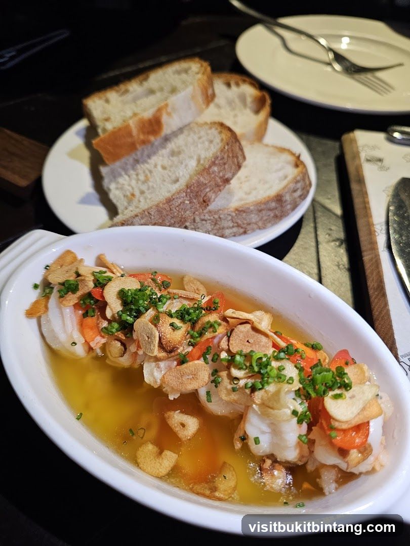 Garlic Shrimp with Bread