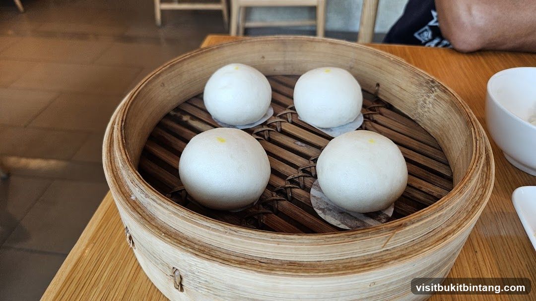 Steamed Buns in a Bamboo Steamer