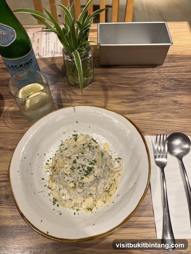 Pasta Dish with Almonds