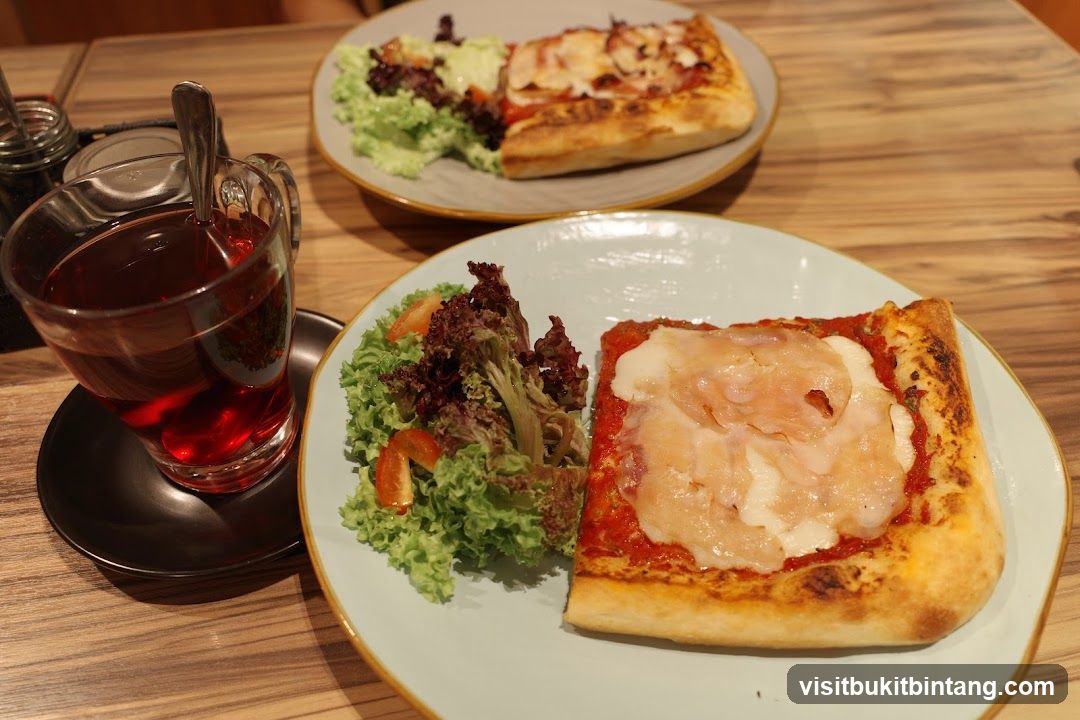 Pizzas and Drink