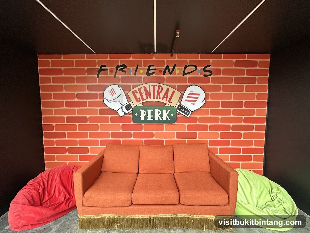 Central Perk Sofa Setup