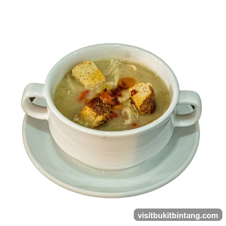 Creamy Soup with Croutons
