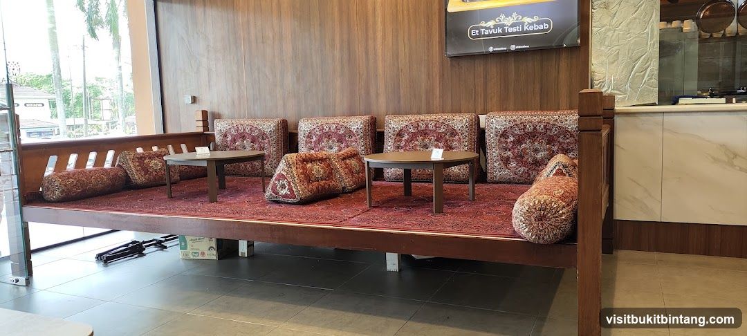 Restaurant Seating Area