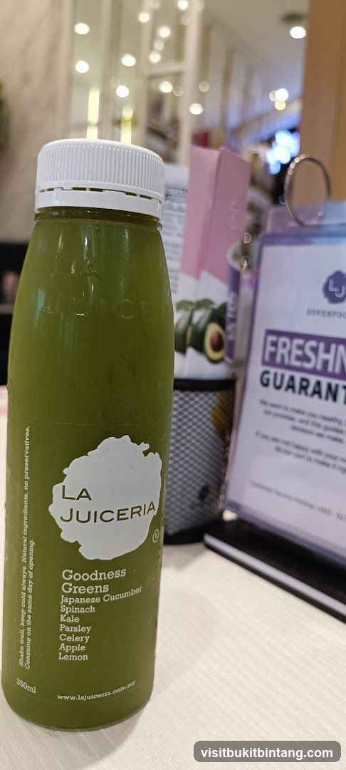 La Juiceria Goodness Greens Bottle