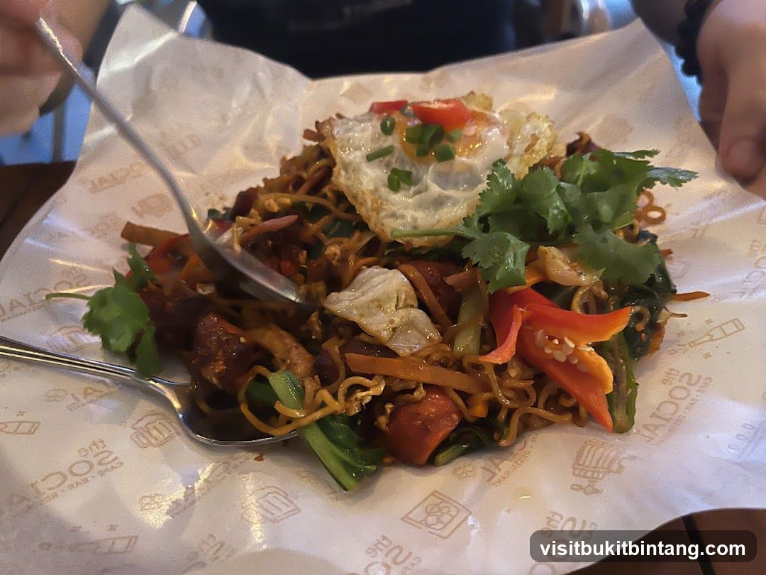 Noodles with Fried Egg and Chili
