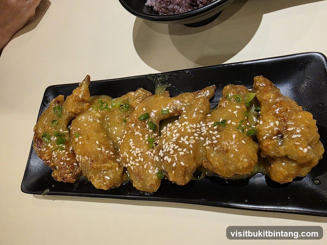 Chicken Wings with Sesame Seeds
